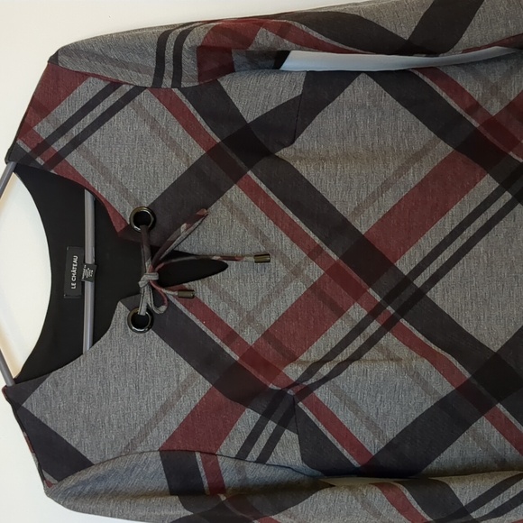 *3/$25 Le Chateau 3/4 sleeve plaid dress - Picture 2 of 7